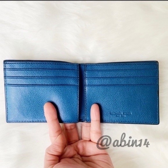 NWT Michael Kors Slim Leather Billfold Wallet - Picture 2 of 7